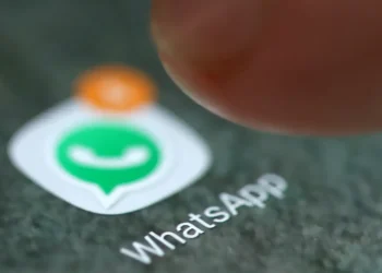 Brasileiro está falando menos de política no WhatsApp, mostra estudo