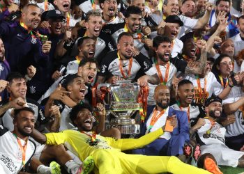 Corinthians vence Vasco e conquista tetracampeonato da Copa do Brasil