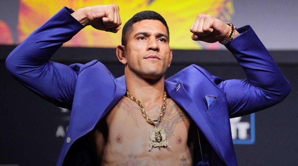 Alex Poatan fala sobre planos para 2026 e possível subida aos pesados no UFC