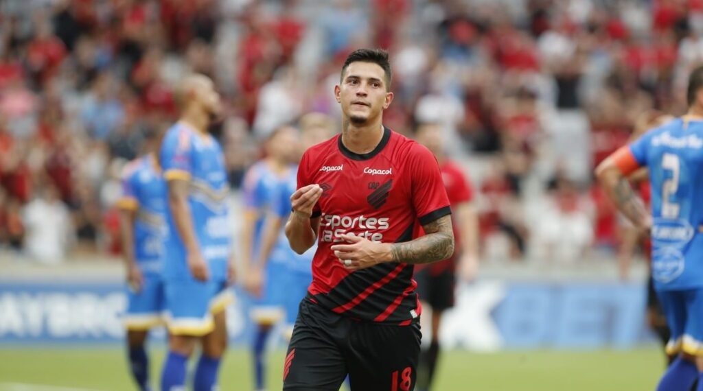 Promessas do Athletico são anunciadas como reforços em clubes da Série B