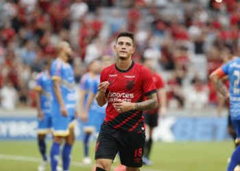 Promessas do Athletico são anunciadas como reforços em clubes da Série B