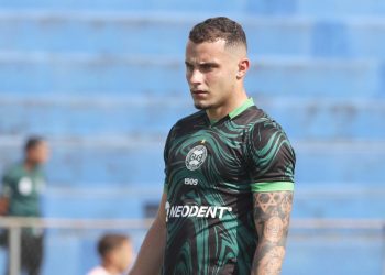 Gigante do Brasileirão barra proposta milionária do Athletico por ex-Coritiba