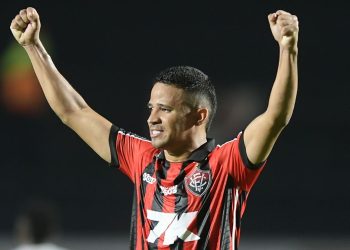 Coritiba: Rival da Série A supera oferta por atacante do São Paulo