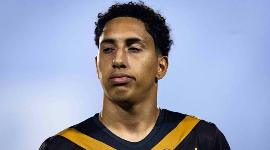 Jogador do Athletico é campeão e artilheiro de torneio society ao lado de presidente da CBF