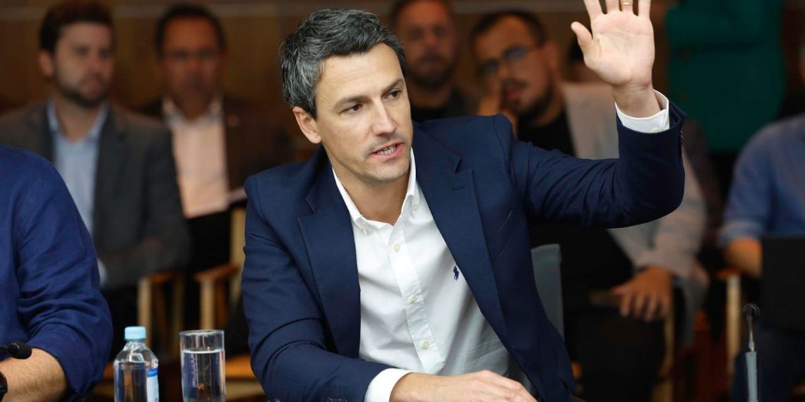 Paraná Clube anuncia diretor de futebol ex-Athletico