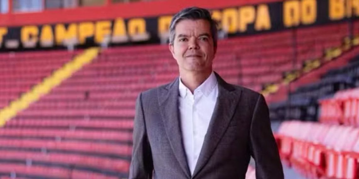 Campeão pelo Coritiba, Felipe Ximenes assume como CEO de time rebaixado no Brasileirão