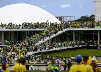 Cronologia da tentativa de golpe: atentados, bloqueios e acampamentos