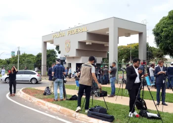 8/1: lembre como a imprensa estrangeira repercutiu condenações do STF