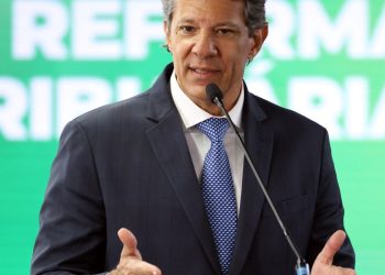 Problema da dívida pública está nos juros, não no déficit, diz Haddad