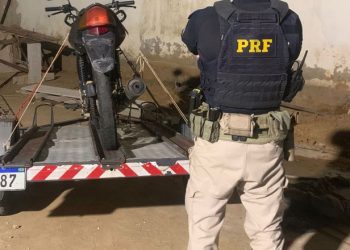 Moto roubada em Campos é recuperada pela PRF em Itaperuna