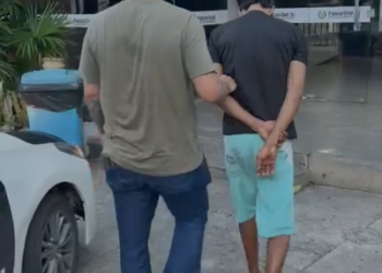 Homem é preso em flagrante após furtar residência em Campos