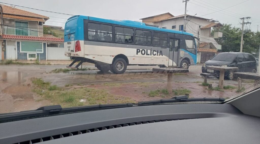 Polícia identifica suspeitos de impor toque de recolher em Rio das Ostras