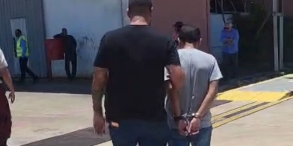 Trabalhador offshore é preso ao desembarcar no Heliporto Farol, em Campos