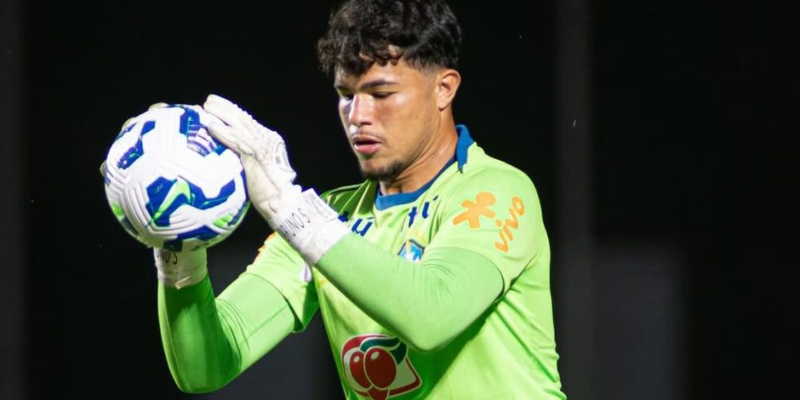 Como está a carreira do goleiro Bruninho, filho de Eliza Samudio?