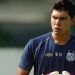 Goleiro ex-Santos e Paraná Clube leva frango bizarro em tiro de meta
