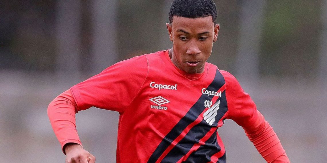 Athletico tem apagão nos acréscimos e leva empate na estreia da Copinha