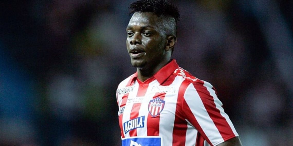 Cetré supera Viveros e se torna contratação mais cara da história do Athletico