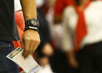 Mega-Sena acumula novamente e prêmio principal vai a R$ 115 milhões