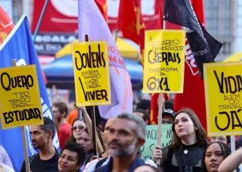 Boulos acredita que fim da escala 6×1 pode ser aprovado neste semestre