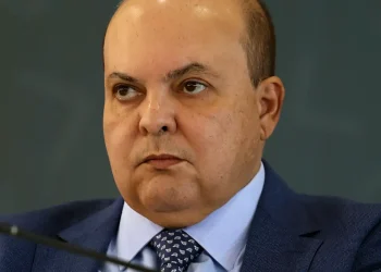 Banco Master: CPI quer ouvir o governador Ibaneis Rocha, do DF