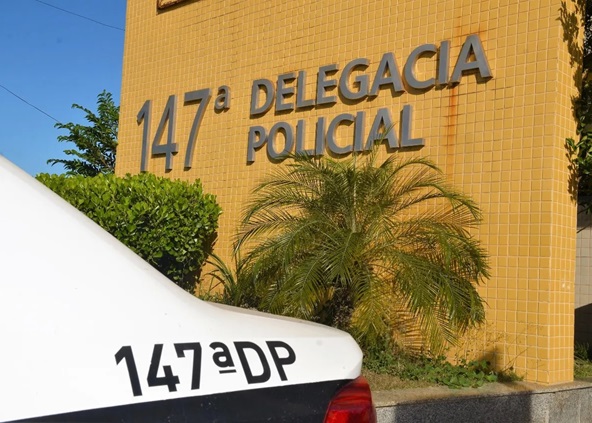 Polícia prende acusados de operar esquema de extorsão contra motoristas de vans e táxis em SFI