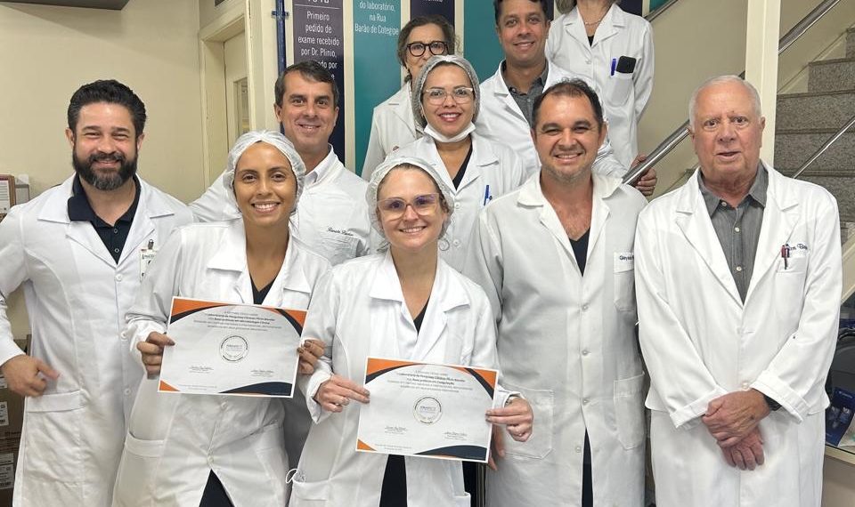 Laboratório Plinio Bacelar conquista selos de Boas Práticas em Microbiologia Clínica e Coagulação