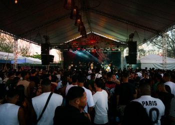 Canto do Meio finaliza temporada de verão com shows na sexta e no sábado