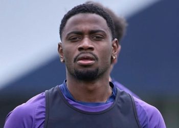 Athletico vira concorrente de gigante do Uruguai e entra em negociação por outro colombiano