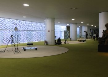 Sindicatos repudiam violência contra jornalista na Câmara