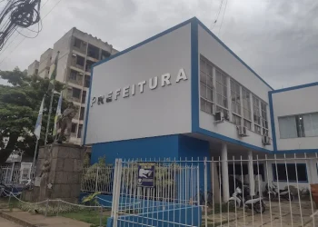 Prefeitura de Santo Antônio de Pádua publica edital de concurso com mais de 400 vagas em diferentes áreas