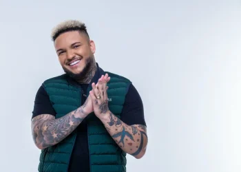 Cantor Suel será a atração surpresa a se apresentar neste sábado em SJB