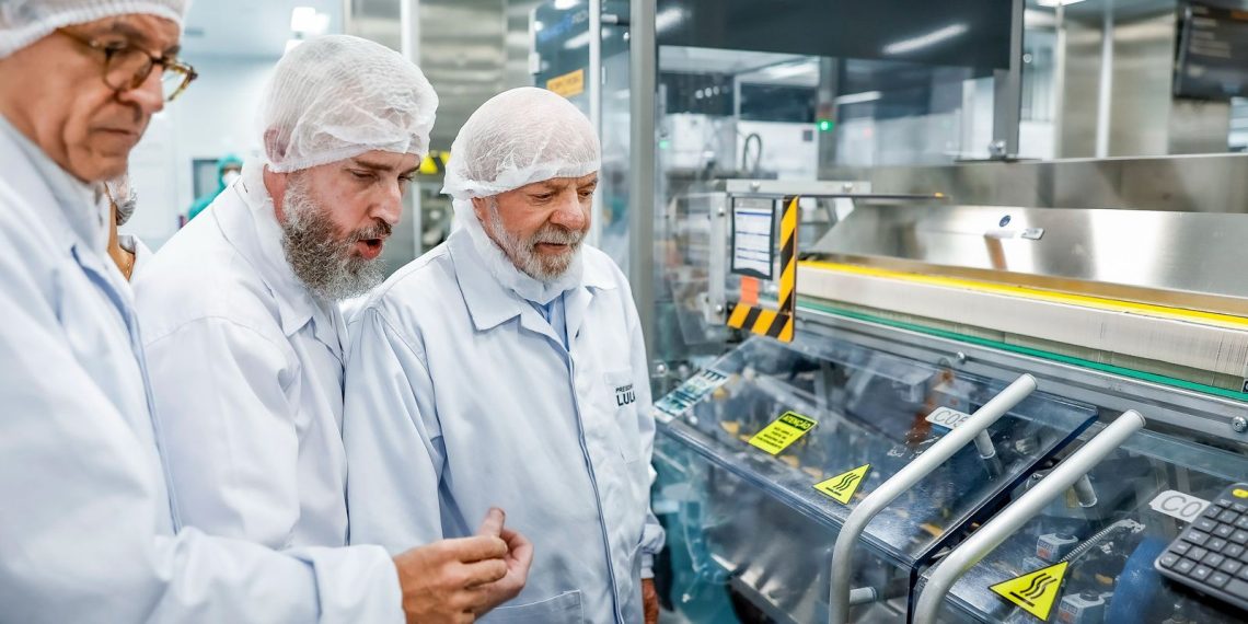 Lula diz que Estado deve garantir acesso a medicamentos