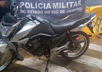 Polícia recupera moto que teria sido roubada em Guarus