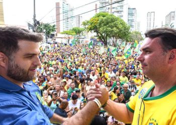 Flávio Bolsonaro confirma filiação de Wladimir ao PL: “Vamos estar juntos na próxima semana”