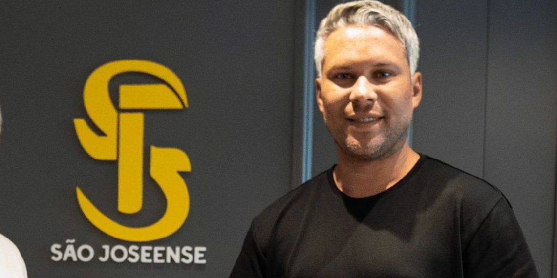 Ex-Athletico e Coritiba deixa gestão de clube paranaense