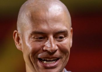 Ex-Coritiba, goleiro reforça time de Alex e “colônia” cresce