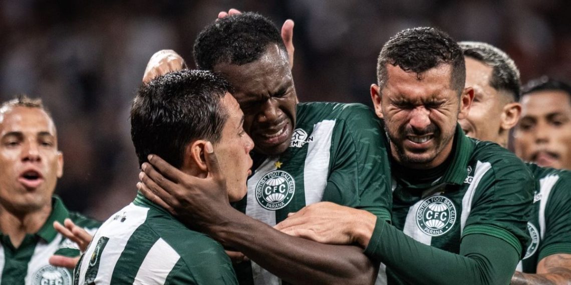 Coritiba vence o Corinthians fora de casa e acaba com jejum histórico