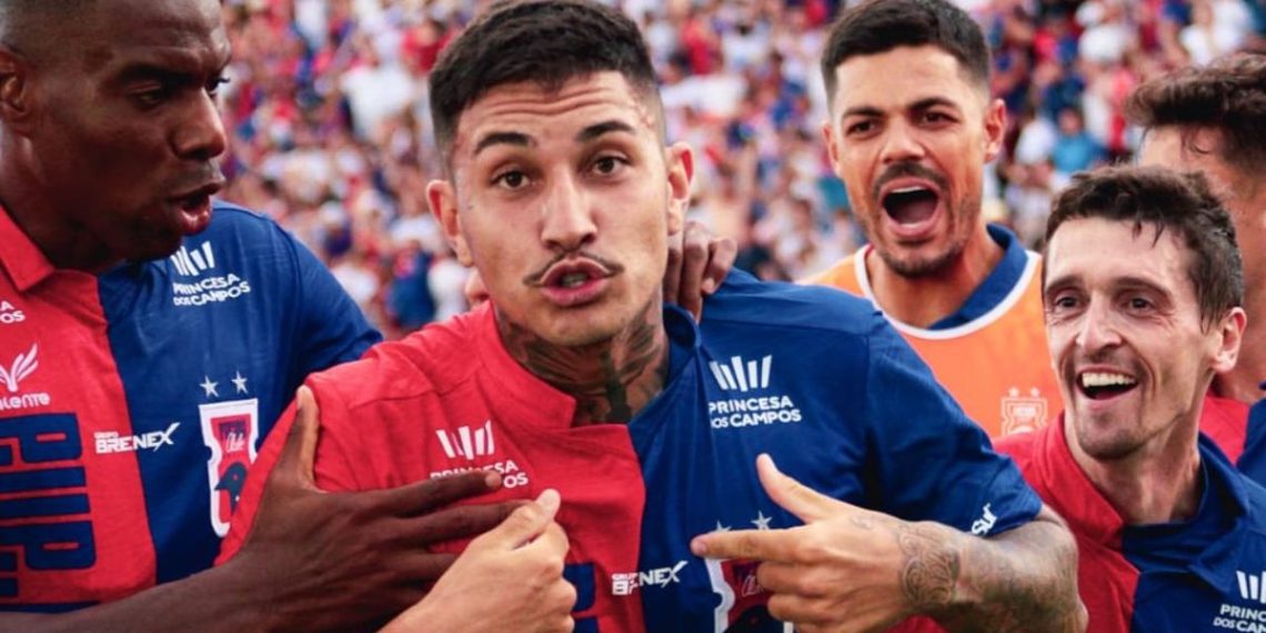 Paraná Clube mantém 100% e afunda time de Gusttavo Lima