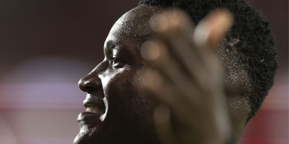 Viveros brilha, faz história e se declara por ídolo do Athletico
