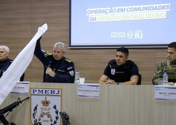 Refém, chefe do tráfico e seis bandidos são mortos durante operação da PM