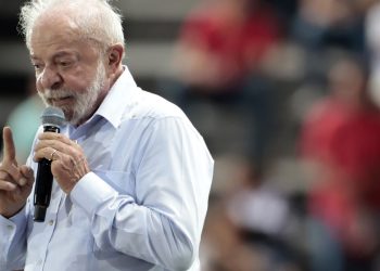 “Guerra é do Trump, não é do povo brasileiro”, diz Lula