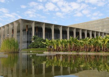 Brasil critica Israel por proibir religiosos no Santo Sepulcro
