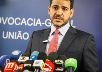 Sabatina de Jorge Messias para vaga no STF será dia 29 de abril