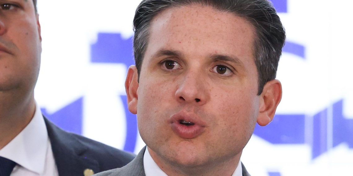 Motta diz que fim da escala 6×1 será debatida por meio de PEC