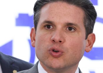 Motta diz que fim da escala 6×1 será debatida por meio de PEC