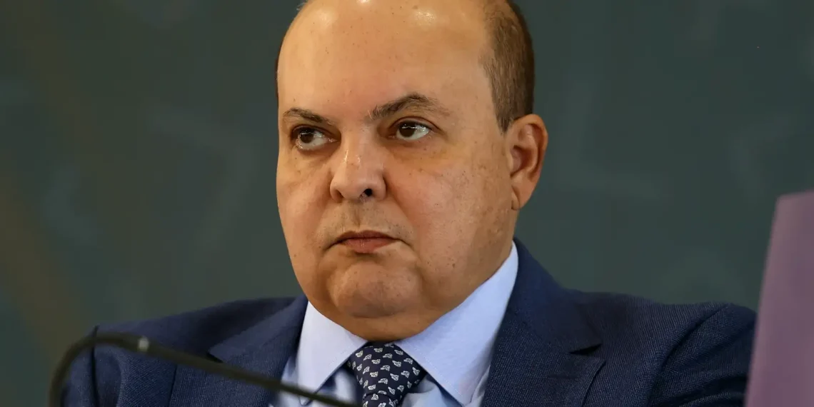 Ex-governador do DF não comparece à CPMI do Crime Organizado