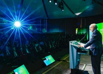 Lula chama conflito no Oriente Médio de “guerra da insensatez”