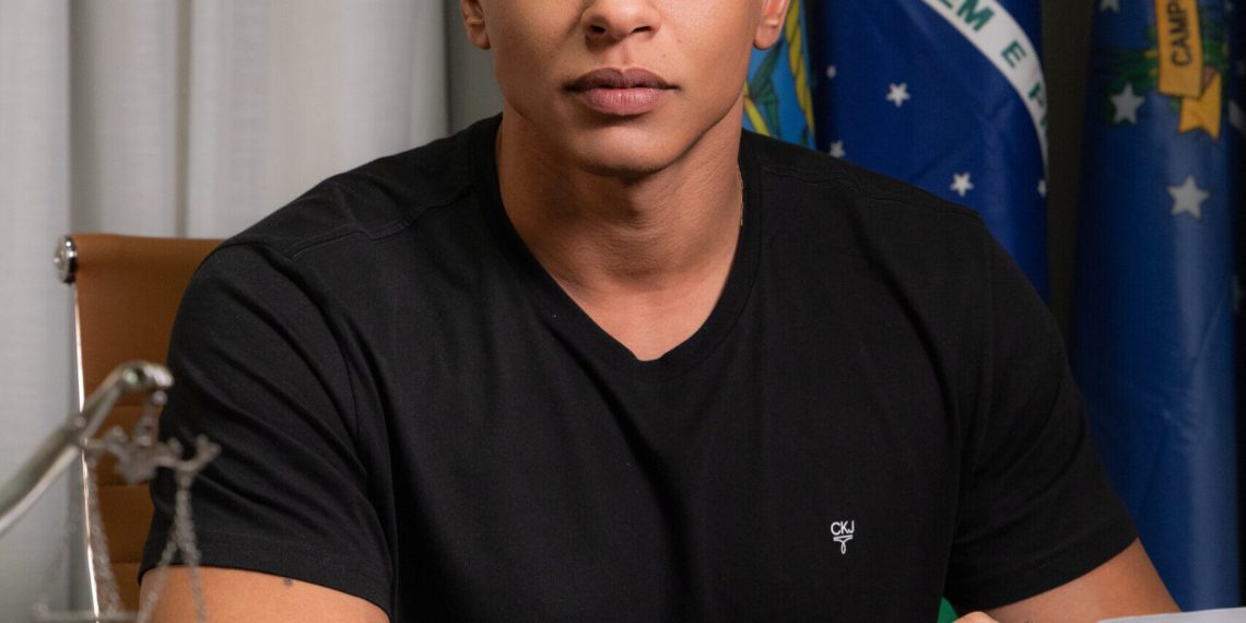 Maicon Cruz diz que acionará a Justiça contra possível nomeação de Rosinha Garotinho em Campos