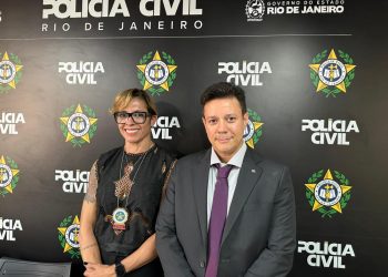 Delegada Carla Tavares se despede oficialmente da 134ª DP e Carlos Augusto assume unidade