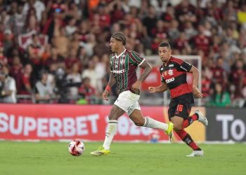 CBF muda data de Fla-Flu e revolta torcida do Fluminense nas redes sociais